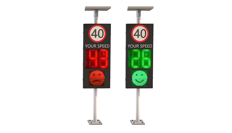solar 2 and half digit and face light radar speed limit sign