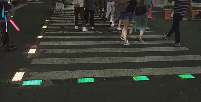 pedestrian led brick light