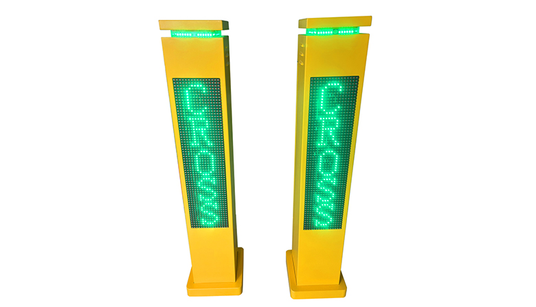 pedestrian crossing warning post light